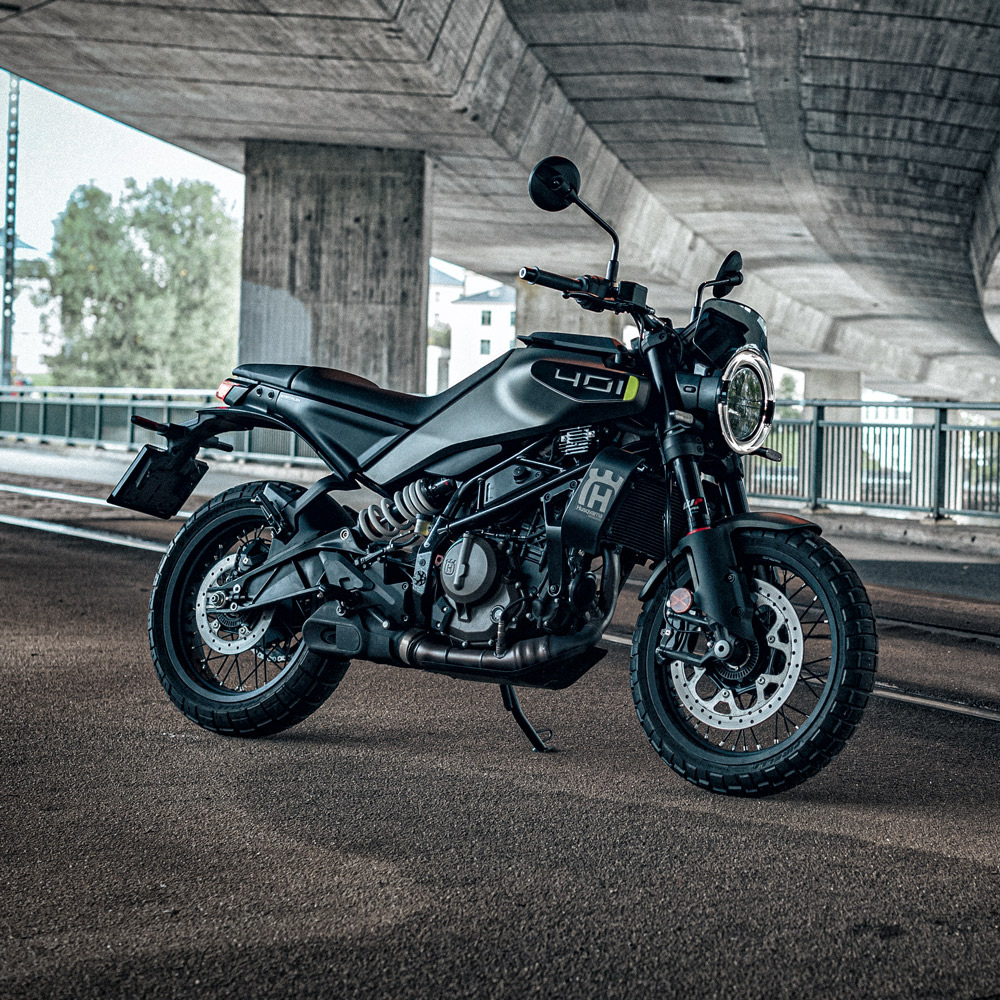 Moto Husqvarna 401 Svartpilen
